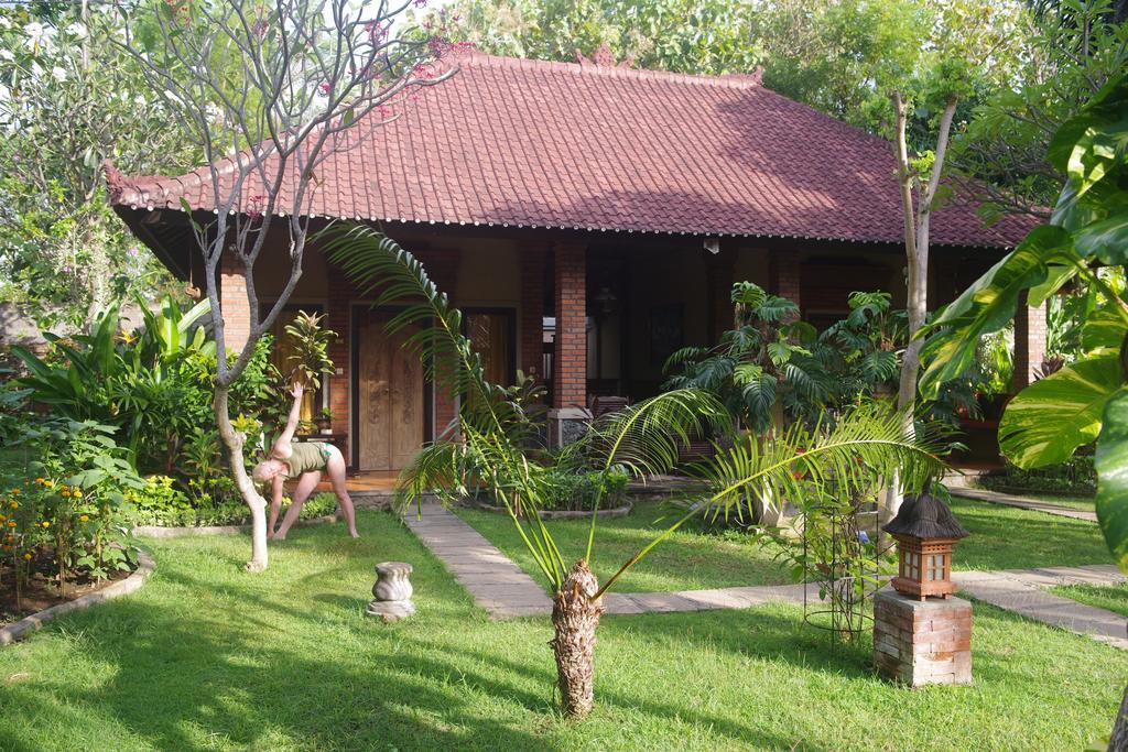 Tirta Sari Bungalow Pemuteran  Luaran gambar